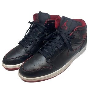 Air Jordan 1 Retro Mid Black Red White Bred